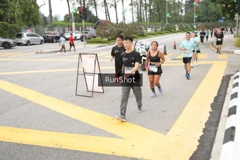 Runner Photo 4254754