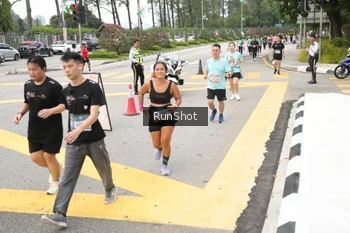 Runner Photo 4254756