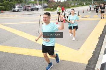 Runner Photo 4254779