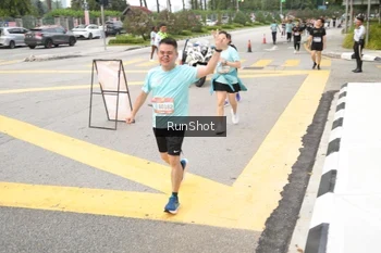 Runner Photo 4254783