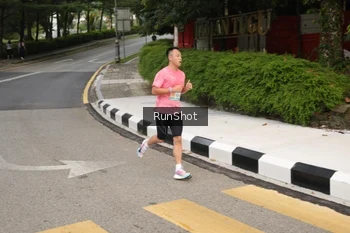 Runner Photo 4254786