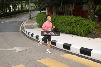 Runner Photo 4254791