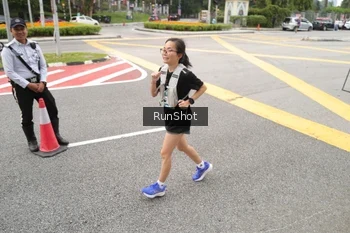 Runner Photo 4254801