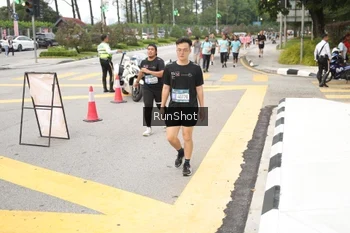 Runner Photo 4254814