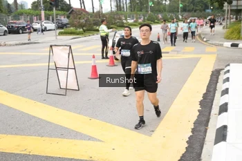 Runner Photo 4254818