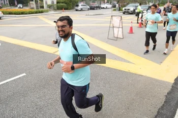 Runner Photo 4254846