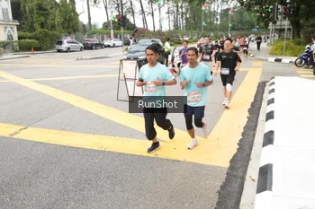 Runner Photo 4254848