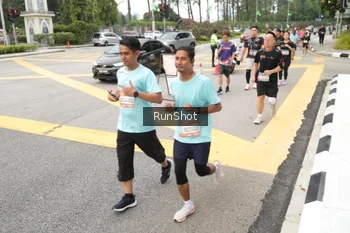 Runner Photo 4254853