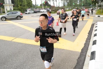 Runner Photo 4254868
