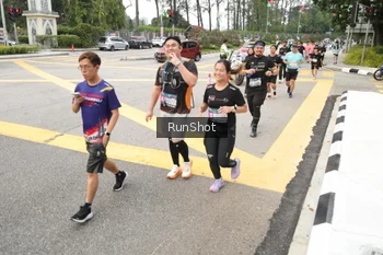 Runner Photo 4254872