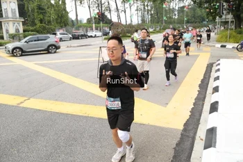Runner Photo 4254877