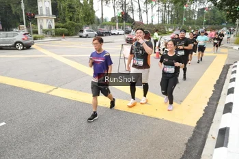 Runner Photo 4254879