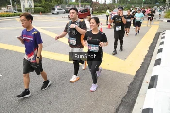 Runner Photo 4254882