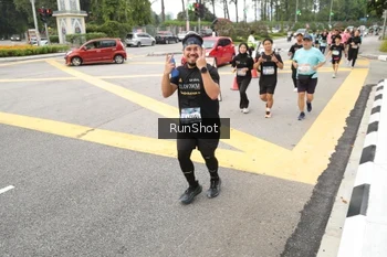 Runner Photo 4254885