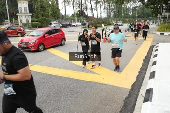 Runner Photo 4254888