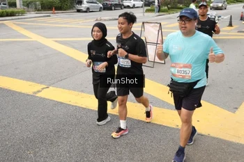 Runner Photo 4254894