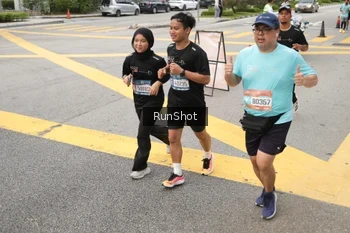 Runner Photo 4254900