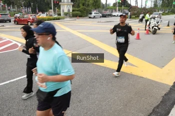 Runner Photo 4254904