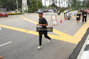 Runner Photo 4254905