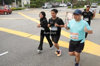 Runner Photo 4254907