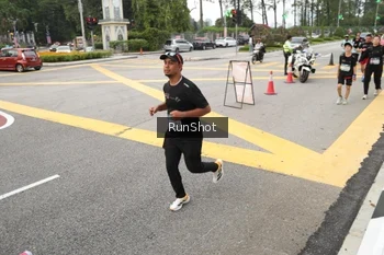 Runner Photo 4254908