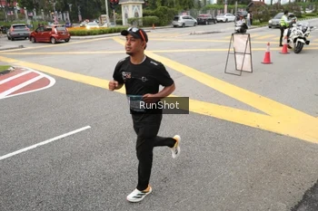 Runner Photo 4254918