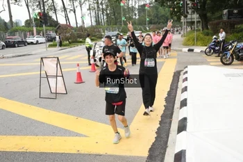 Runner Photo 4254920