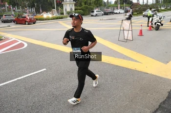 Runner Photo 4254922