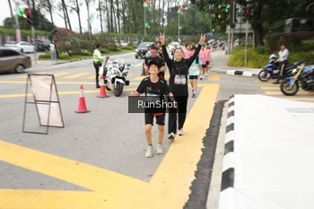 Runner Photo 4254926
