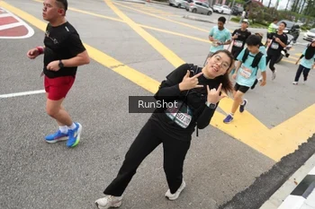 Runner Photo 4254948