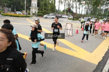 Runner Photo 4254958
