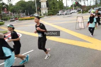 Runner Photo 4254964