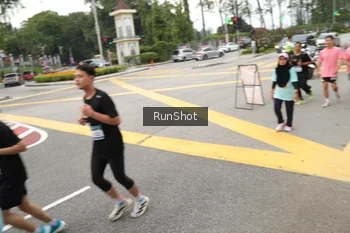 Runner Photo 4254965