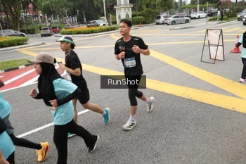 Runner Photo 4254969