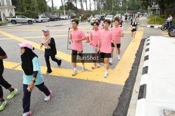 Runner Photo 4254980
