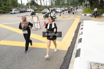 Runner Photo 4255005