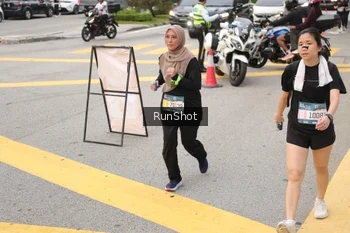 Runner Photo 4255009