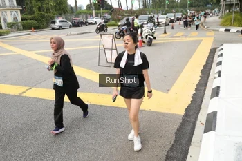 Runner Photo 4255023