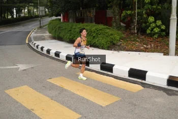 Runner Photo 4255035