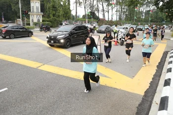 Runner Photo 4255039