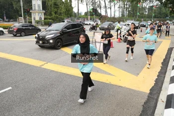 Runner Photo 4255041