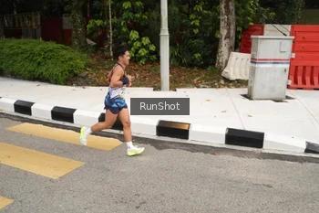 Runner Photo 4255045