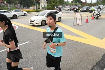 Runner Photo 4255060