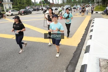 Runner Photo 4255065