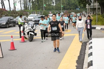 Runner Photo 4255066