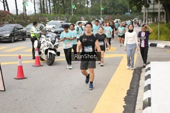 Runner Photo 4255071