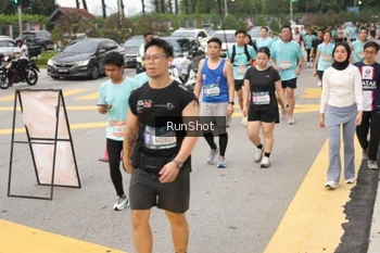Runner Photo 4255082