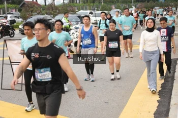 Runner Photo 4255083