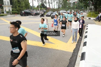 Runner Photo 4255092