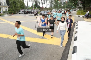 Runner Photo 4255097